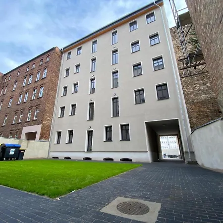 Atlas * Halle (Saale)